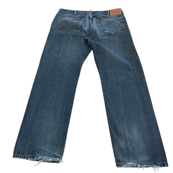 Levis Jeans Mens 38 x 31 Blue 505 Denim Straight Leg Distressed Cotton - Picture 2 of 7